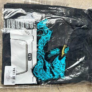 NWT Yeti Bear T-Shirt. Medium